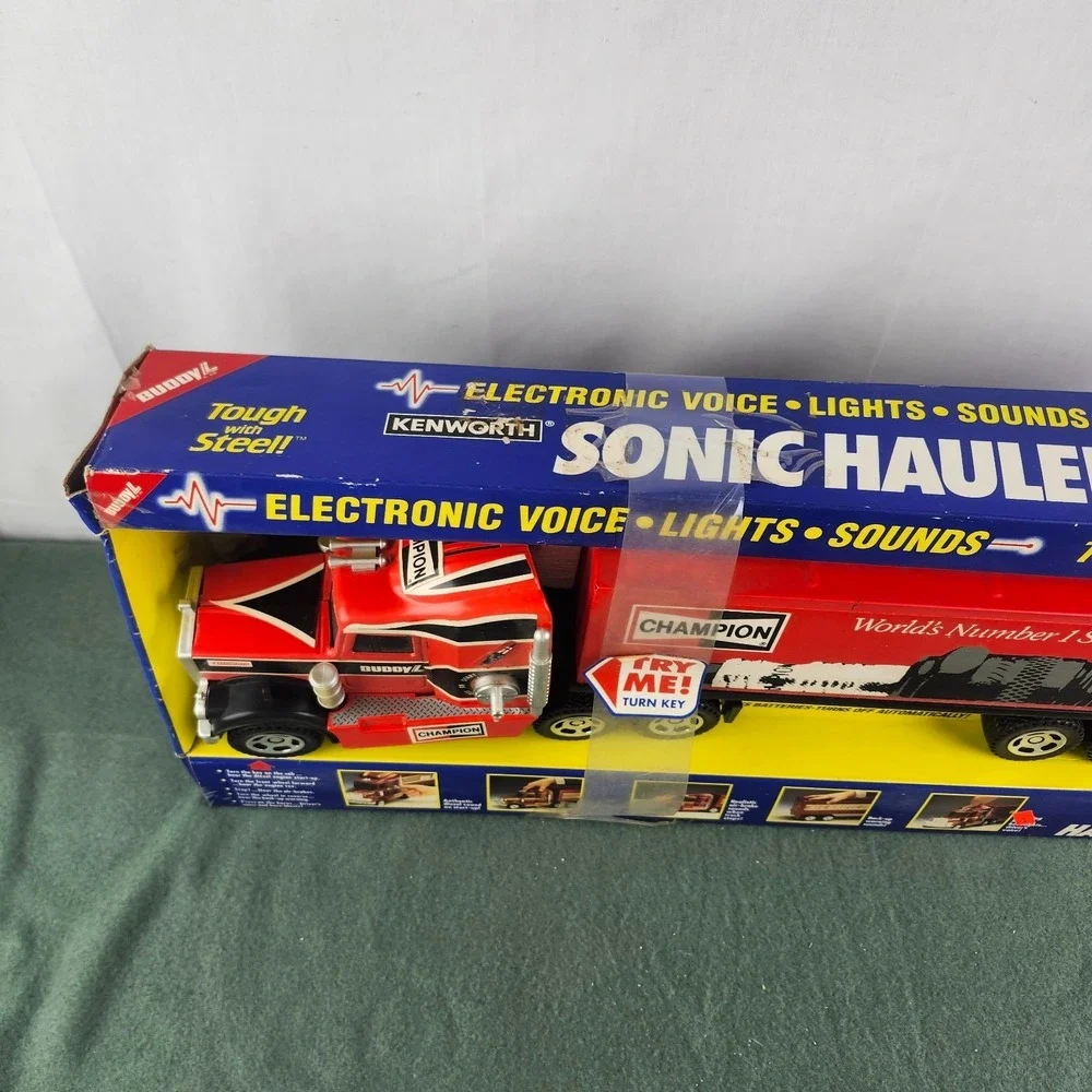 Buddy L Champion Spark Plugs Sonic Hauler Semi-Truck Kenworth Boxed 8604